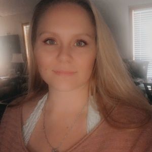 Meet your Posher, Teressa